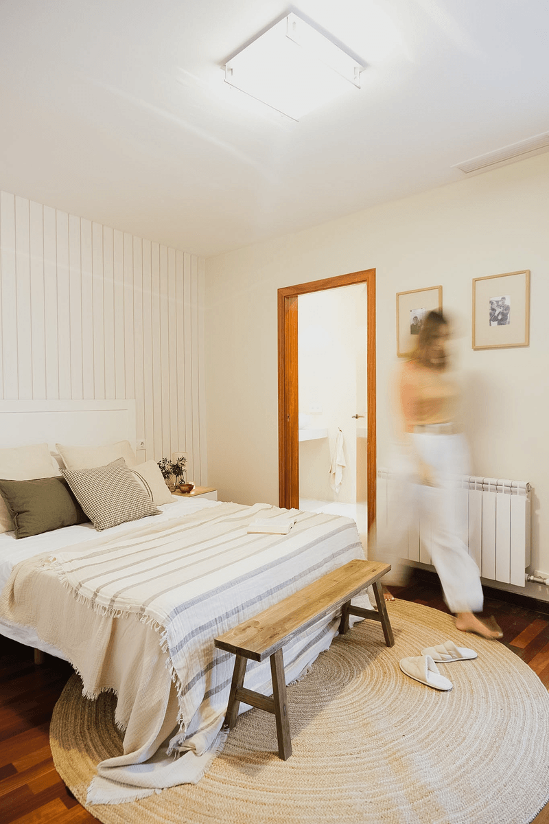 Rovira i Virgili - Interior View 7